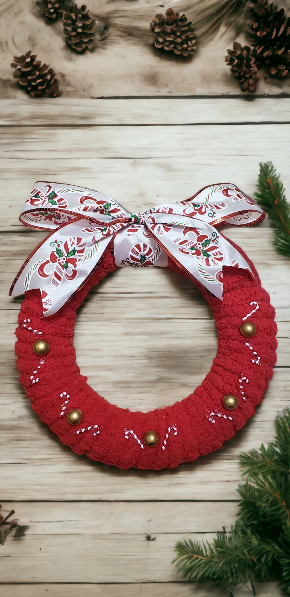 Small Holiday 8' Wreath