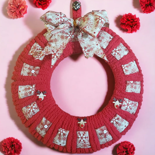 Reindeer and Sparkle 18' Holiday Wreath