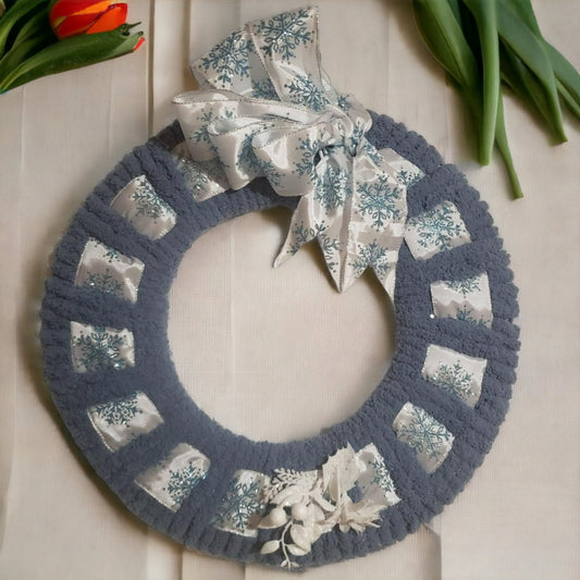 Ice Blue Winter 18' Holiday Wreath