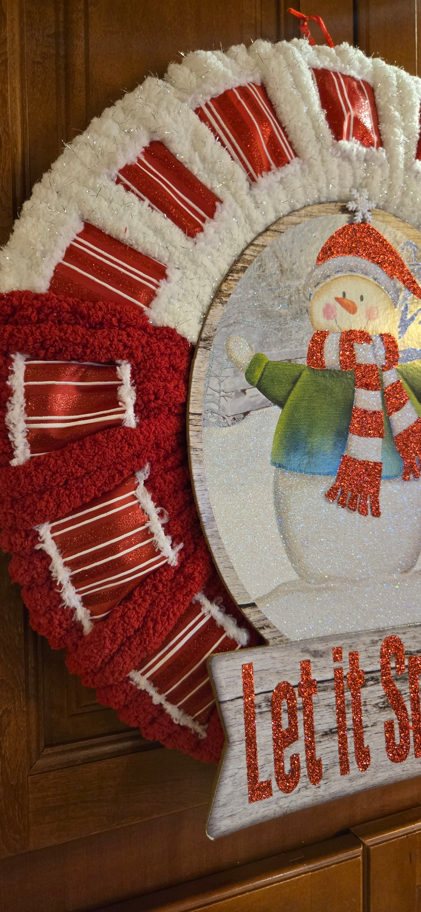 Let it Snow 18' Holiday Wreath